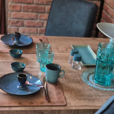 Aquamarijn Katwijk לינה וארוחת בוקר 4*